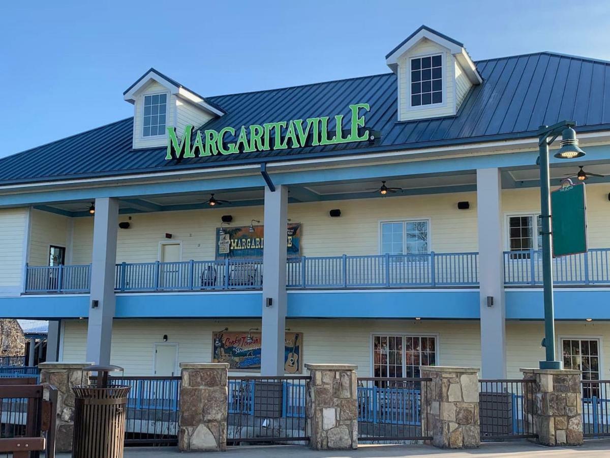 Vila Log Cabin! 1Mile From The Action! Private Lane! Hot Tub! Pool Table! Pigeon Forge Exteriér fotografie